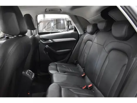 Q3 - 2.0 TFSI AMBITION QUATTRO 4P S TRONIC