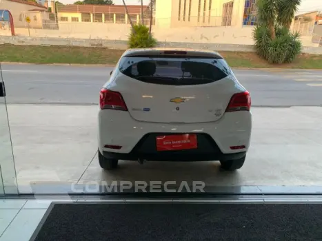 ONIX - 1.4 MPFI LTZ 8V 4P MANUAL