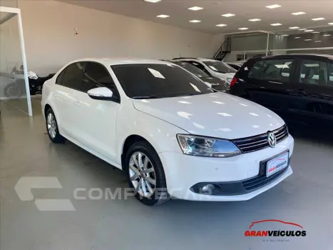 JETTA 2.0 COMFORTLINE FLEX 4P TIPTRONIC