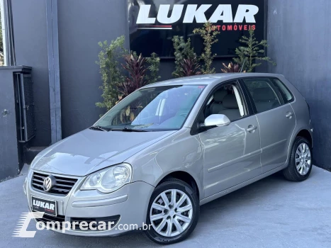 Volkswagen POLO 1.6 MI 8V 4 portas