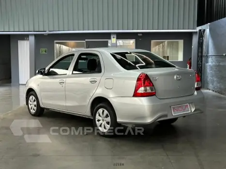 ETIOS SEDAN - 1.5 X SEDAN 16V 4P MANUAL