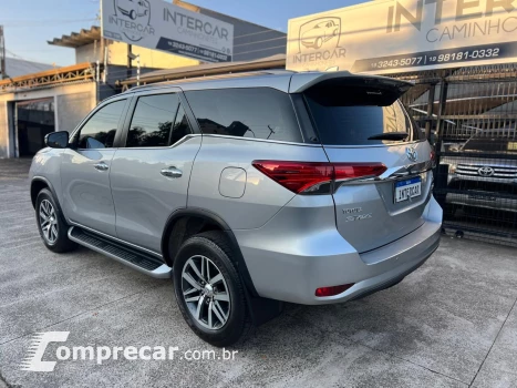HILUX SW4 2.8 D-4d Turbo SRX 4X4
