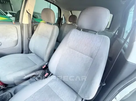 CORSA 1.8 MPFI Sedan 8V