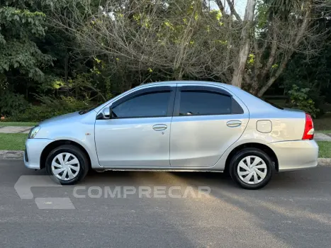 ETIOS 1.5 XS Sedan 16V