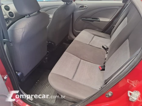 Etios Sedan 1.5 16V 4P FLEX XS