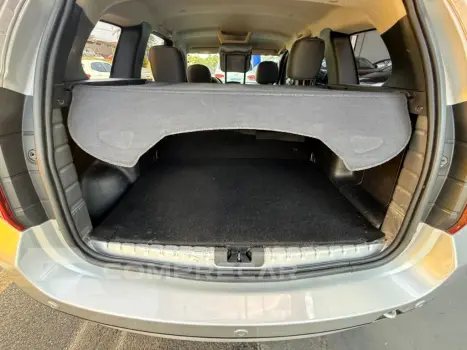 DUSTER Dynamique 4x4 2.0 Hi-Flex 16V Mec