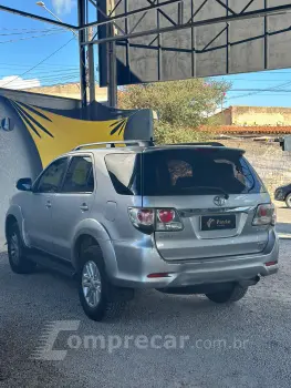 HILUX SW4 3.0 SRV 4X4 7 Lugares 16V Turbo Intercooler