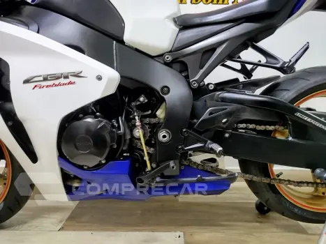 CBR 1000 FIREBLADE RR