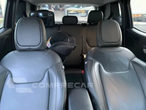 RENEGADE 1.3 T270 TURBO FLEX LONGITUDE AT6