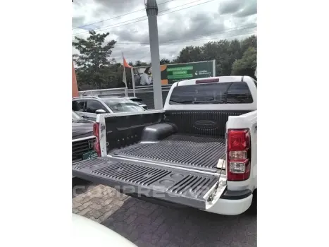 S10 2.8 16V TURBO DIESEL LS CD 4X4 MANUAL