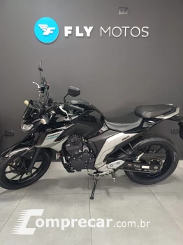 FZ25 250 FAZER
