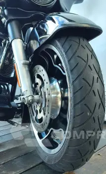 HARLEY-DAVIDSON STREET GLIDE