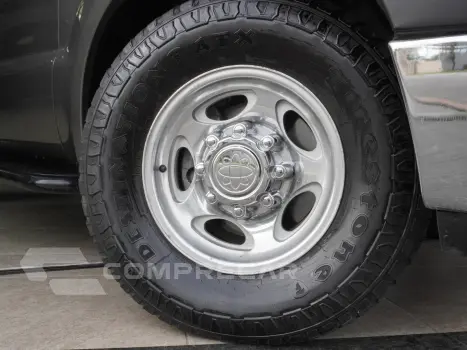 F-250 4.2 XLT 4X2 CS TURBO DIESEL 2P MANUAL
