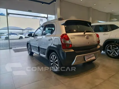 ETIOS CROSS 1.5 16V FLEX 4P AUTOMÁTICO