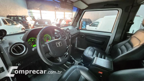 T-4 4x4 3.0 TB Int. Cap. Rígida Diesel