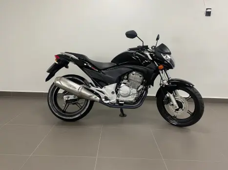 HONDA CB 300R