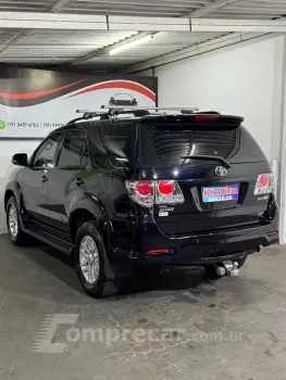 Hilux SW4 SR 4x2 2.7/ 2.7 Flex 16V Aut.