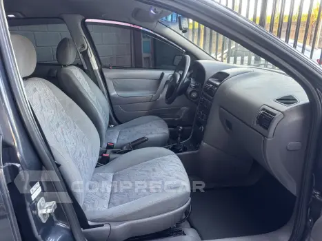 Astra Sedan 1.8 4P GL ALCOOL