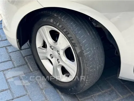 FIT 1.4 LXL 16V FLEX 4P AUTOMÁTICO