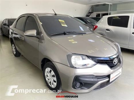 ETIOS 1.5 X PLUS SEDAN 16V FLEX 4P AUTOMÁTICO