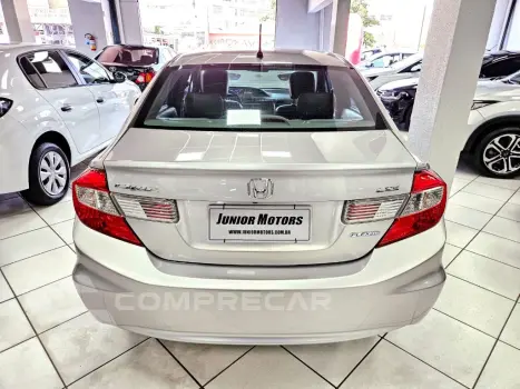 Civic Sedan LXS 1.8/1.8 Flex 16V Aut. 4p