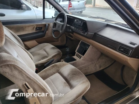 SANTANA 2.0 GLS 8V