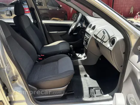 Prisma 1.4 4P LT ECONOFLEX