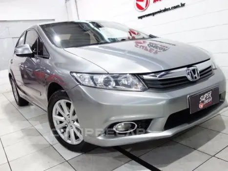 CIVIC - 1.8 LXS 16V 4P AUTOMÁTICO