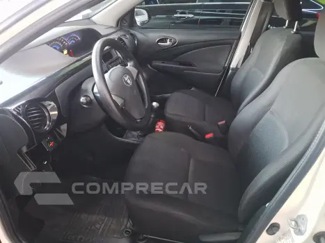 Etios Hatch 1.3 16V 4P FLEX X