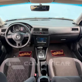 Golf 2.0/ 2.0 Mi Flex Aut/Tiptronic.