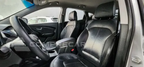 ix35 2.0 16V 170cv 2WD/4WD Aut.