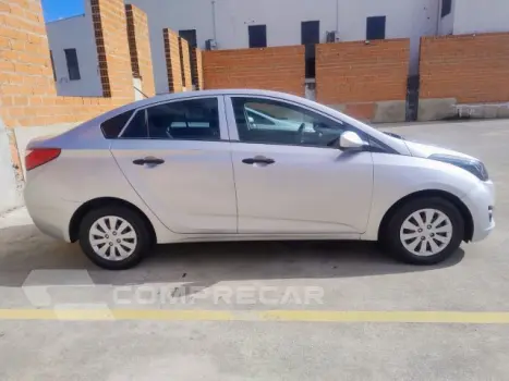 HB20S - 1.0 COMFORT PLUS 12V 4P MANUAL