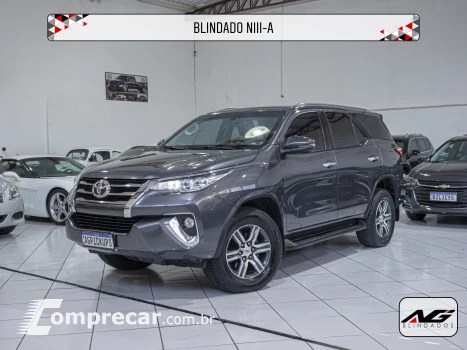 HILUX SW4 2.7 SRV 7 Lugares 4X2 16V