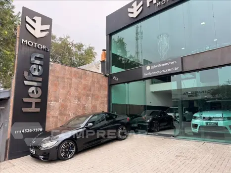BMW M4 3.0 Coupé I6 24V 2 portas