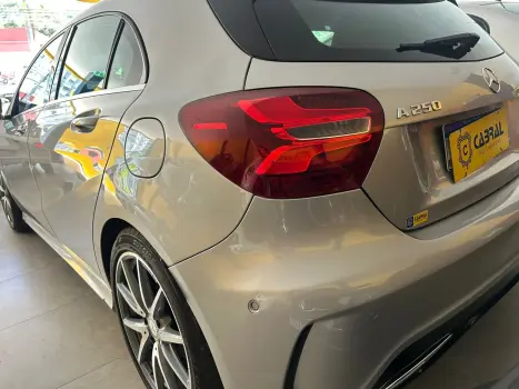 CLA-250 Sport 4MATIC 2.0 16V 211cv Aut.