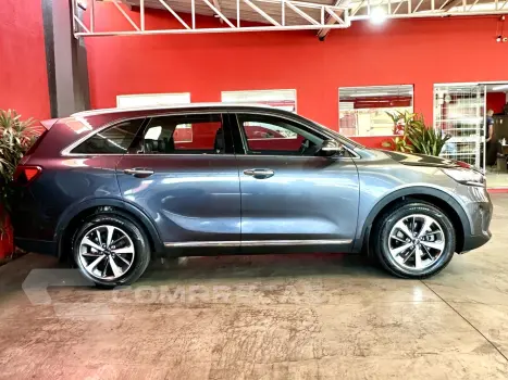 SORENTO 2.4 16V GASOLINA EX 7L AUTOMÁTICO