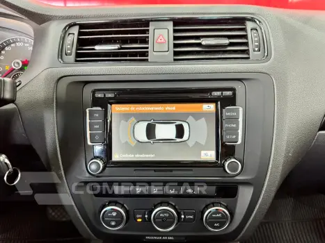 Jetta 2.0 Comfortline Flex 4P Tiptronic