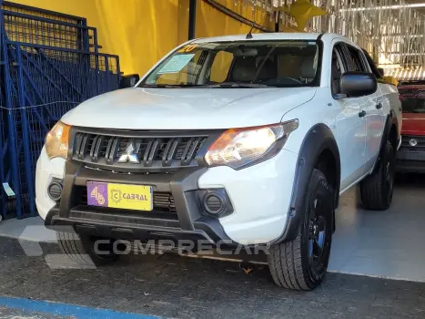 Mitsubishi L200 Tri. Sport Outd. GLX 2.4 4x4 Diesel 4 portas