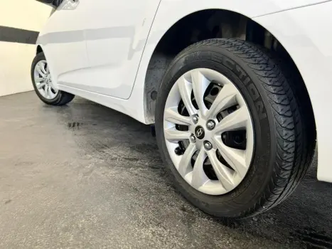 HB20S 1.6 COMFORT PLUS 16V FLEX 4P AUTOMATICO