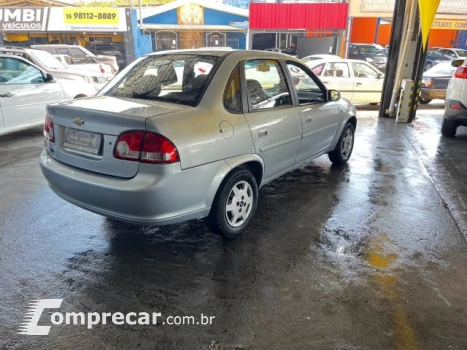 CLASSIC - 1.0 MPFI LS 8V 4P MANUAL