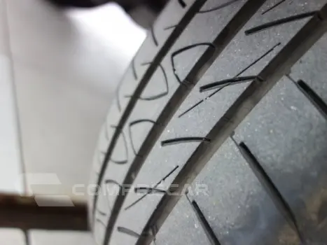 SANDERO - 1.0 AUTHENTIQUE 16V 4P MANUAL