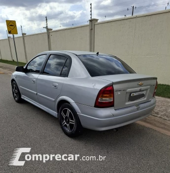 ASTRA 1.8 MPFI GL 8V