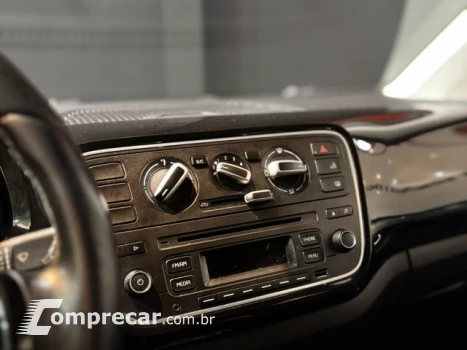 CROSS UP - 1.0 TSI 12V 4P MANUAL