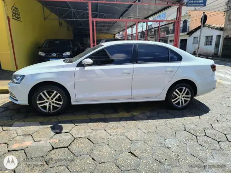 JETTA Comfortline 1.4 TSI 16V 4p Aut.