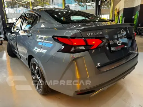 VERSA 1.6 16V FLEX EXCLUSIVE XTRONIC