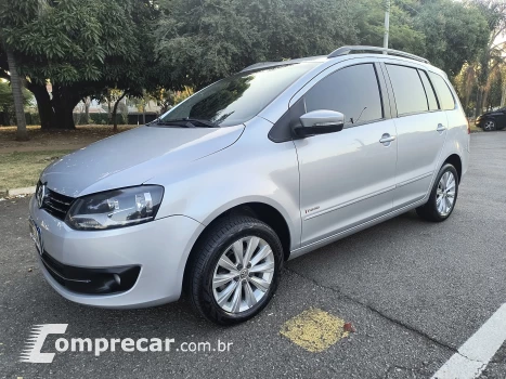 Volkswagen SPACEFOX 1.6 MI Trend 8V 4 portas