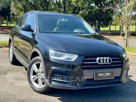 Audi Q3 2.0 TFSI Ambiente Quattro S Tronic 4 portas