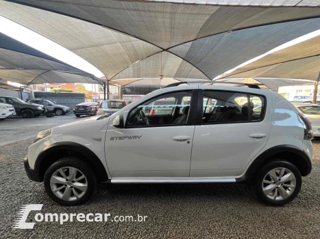 SANDERO 1.6 STEPWAY 16V FLEX 4P AUTOMÁTICO
