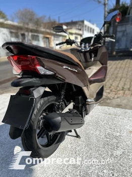 PCX 150 DLX