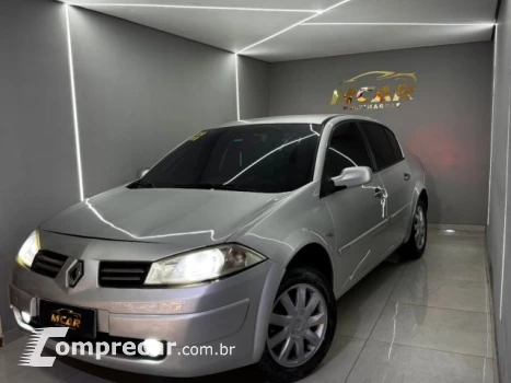 Renault MÉGANE SEDAN - 1.6 DYNAMIQUE 16V 4P MANUAL 4 portas